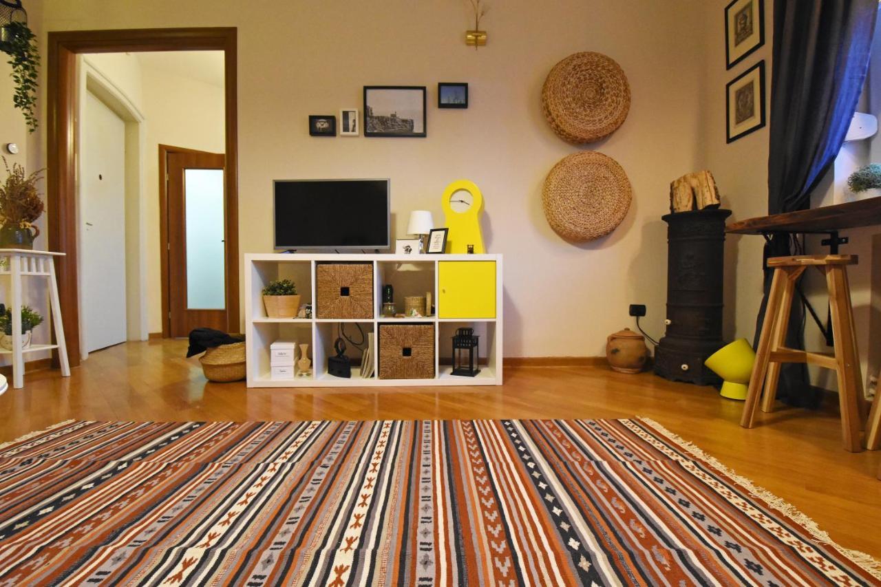 Appartamento Charming Flat With Soul Belgrado Esterno foto