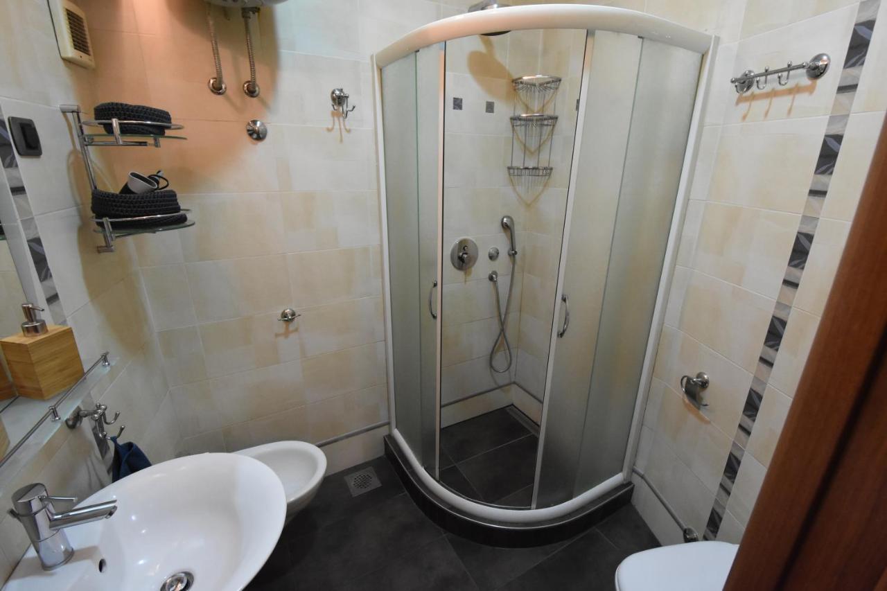 Appartamento Charming Flat With Soul Belgrado Esterno foto