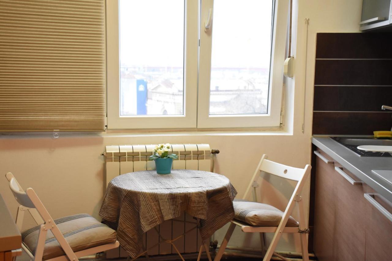 Appartamento Charming Flat With Soul Belgrado Esterno foto