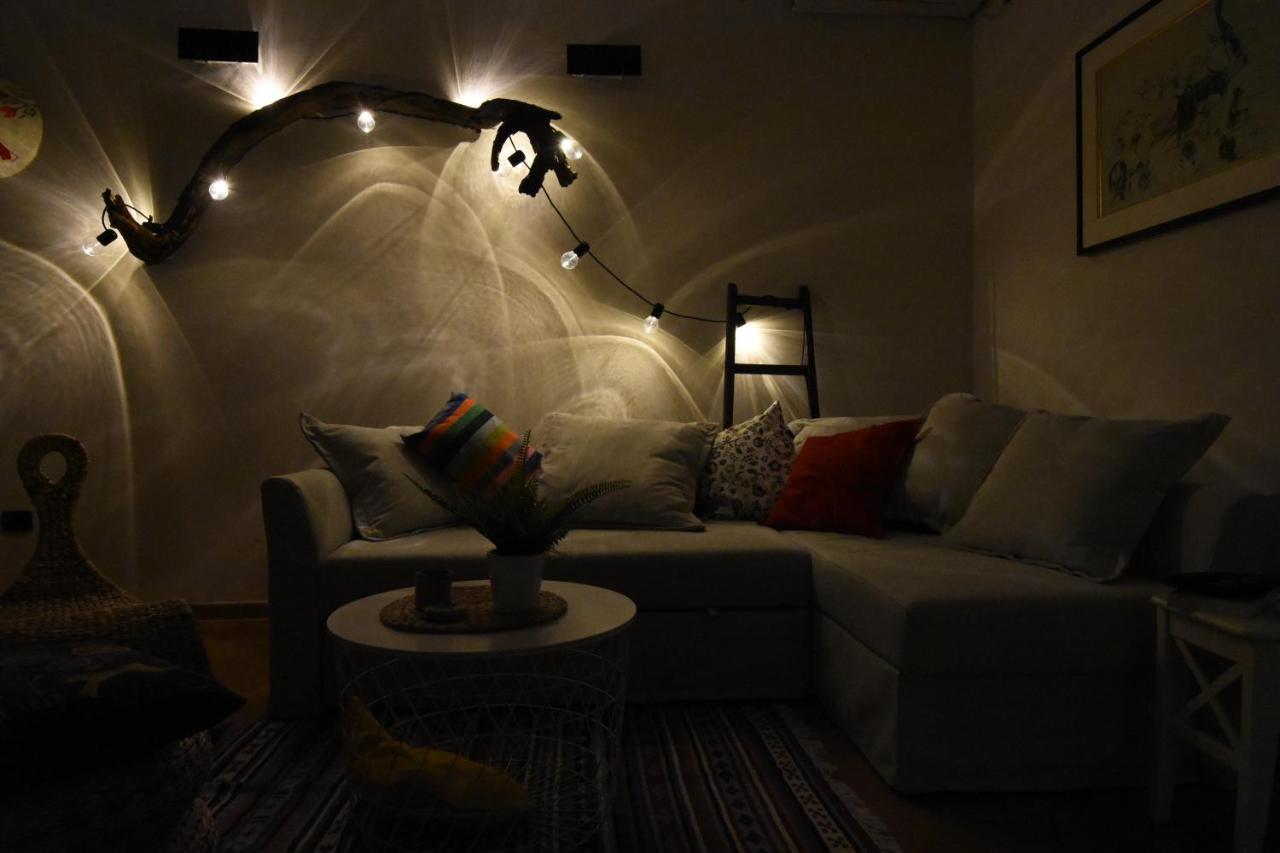 Appartamento Charming Flat With Soul Belgrado Esterno foto