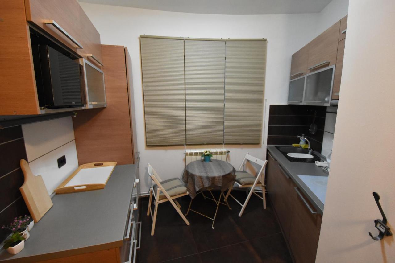 Appartamento Charming Flat With Soul Belgrado Esterno foto